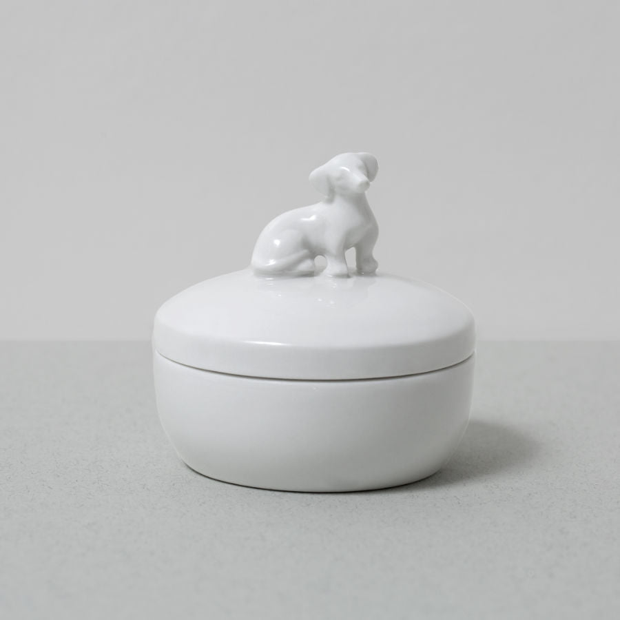 kleine Minidose mit Dackel als Dekelgriff